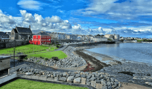 Bundoran, Donegal – An Essential Travel Guide for 2025