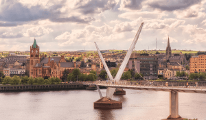 Derry City – An Essential Travel Guide for 2025